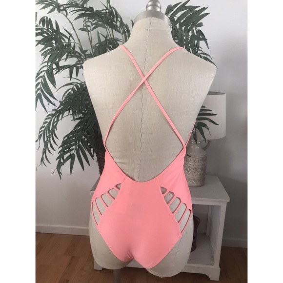 One Piece - Picture 5 of 5